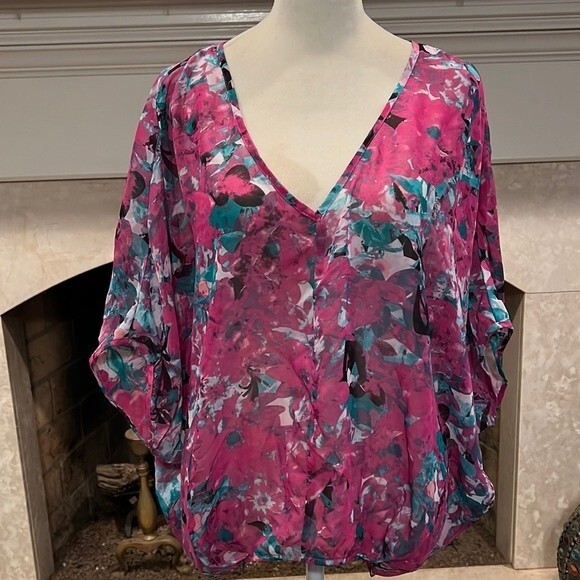 Bisou Bisou Michele Bohbot top size medium - Picture 1 of 4